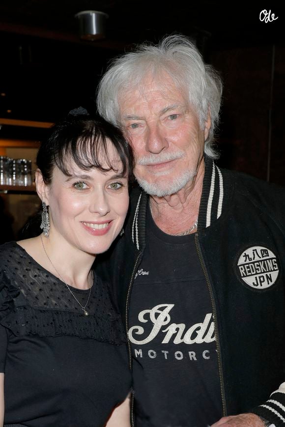Elle a également coécrit Le Pénitencier pour Johnny Hallyday et Céline pour Hugues Aufray.

Vline Buggy chevalier des arts et des lettres. Photo: Patrick Davy / E Press Photo