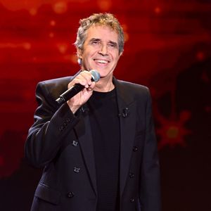 Exclusif - Julien Clerc lors de l'enregistrement de l'émission "Famille je vous aime" présentée par M.Drucker et qui sera diffusée le 29 décembre sur France 3, au studio Rive gauche, à Paris, France, le 2 décembre 2025. © Gaffiot-Perusseau/Bestimage