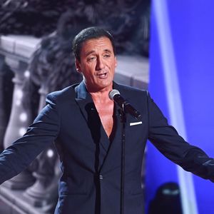 Dany Brillant - Enregistrement de l'émission Vivement dimanche spéciale Paris, au studio Rive Gauche, presentée par M. Drucker le 16 septembre 2026 avec une diffusion sur France 3 le 20/09/2026. 
Guillaume Gaffiot/Bestimage