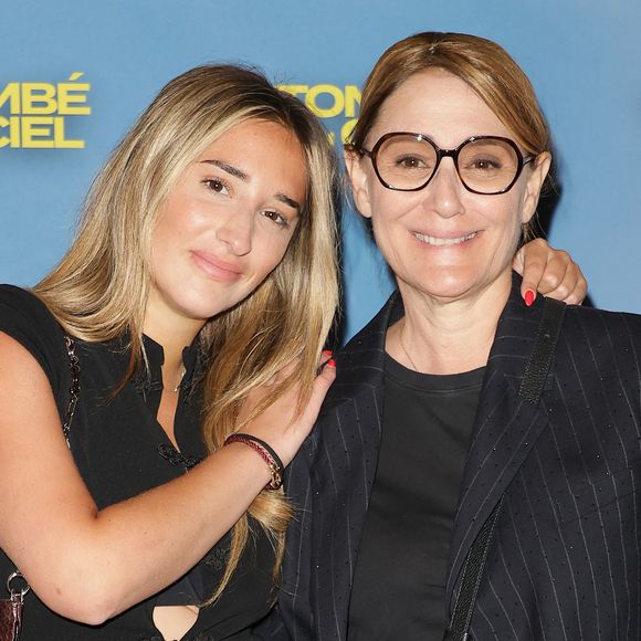 Daniela Lumbroso et sa fille Carla Ghebali - Première du film "Tombé du ciel" au cinéma Pathé Palace à Paris le 8 juin 2026. © Coadic Guirec/Bestimage
