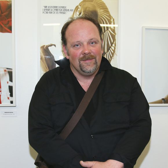 Grégory Gadebois à l'exposition "55 Politiques" à l'Espace Dupin à Paris. L'exposition met à l'honneur 55 femmes engagées en politique de -51 avant J.C jusqu'à aujourd'hui. Paris le 9 juin 2016. © Marc Ausset-Lacroix/Bestimage