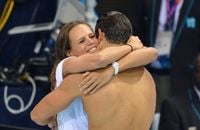 Très ému, Florent Manaudou se confie sur sa soeur Laure Manaudou dans l'émission "C à Vous" sur France 5.