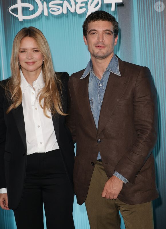 Virginie Efira et Niels Schneider au photocall du showcase 2026 Disney+ à l'Institut de France à Paris, le 15 janvier 2026. 

Photo : Coadic Guirec / Bestimage