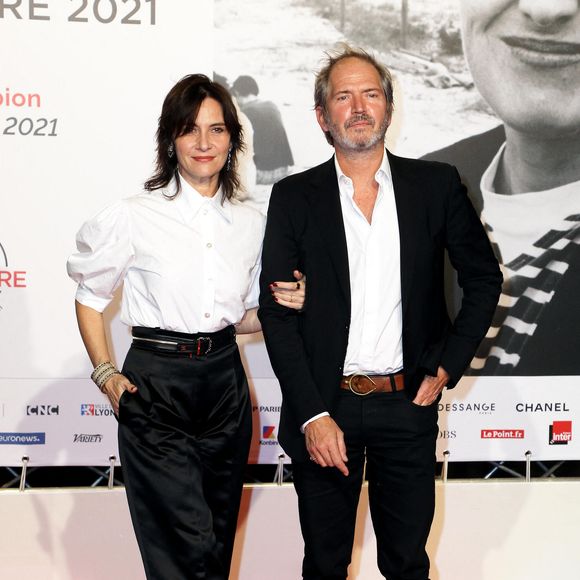 capturée au tout début de leur histoire. 

Géraldine Pailhas et son mari Christopher Thompson - Cérémonie d'ouverture du Festival Lumière 2021 à Lyon le 9 octobre 2021.
© Dominique Jacovides / Bestimage