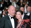 "Il est très important pour tous ceux qui sont confrontés à cette situation de rester le plus souvent en contact avec les personnes touchées par ce genre de maladie."

Bruce Willis et Demi Moore au Festival de Cannes 1997 pour la première du " 5ème élément ", France le 20 mai 1997. Photo par ZUMA/ABACAPRESS.COM