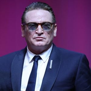 Ce qui est sans doute moins connu le concernant, c'est que sa famille a pendant un temps été liée à celle des Gainsbourg

Benoit Magimel - Cérémonie de clôture de la 50ème édition du Festival du Cinéma américain à Deauville. Le 14 septembre 2024
© Denis Guignebourg / Bestimage