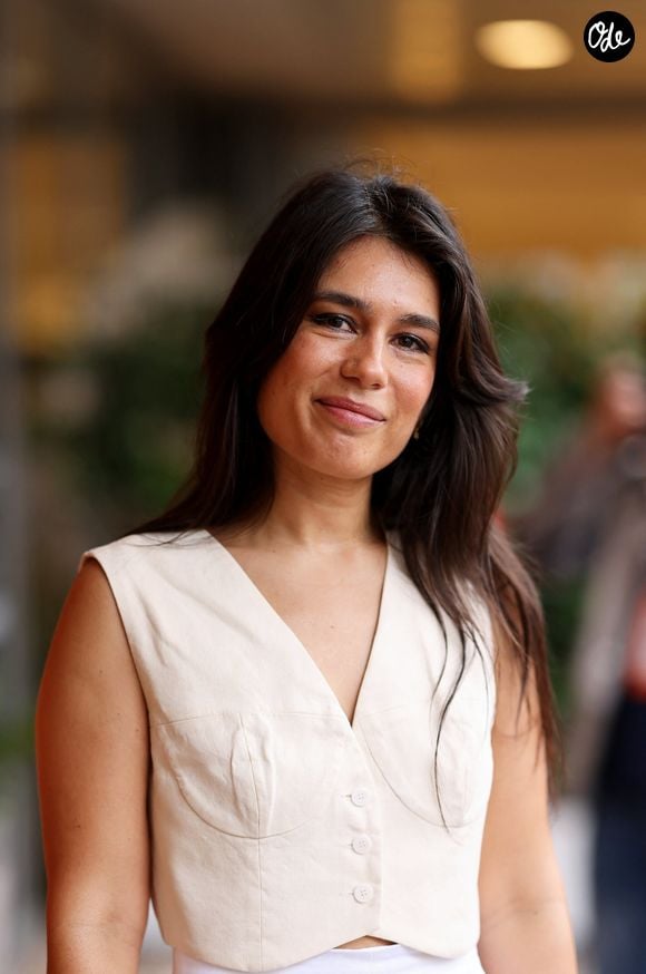 Mais elle admet que ce n'est pas toujours facile à faire : “Mon grand souci, c’est le souci des origines sociales" 

Emilie Tran Nguyen au village lors des Internationaux de France de Tennis de Roland Garros 2025 (Jour 7), le 31 mai 2025 à Paris. © Dominique Jacovides / Bestimage