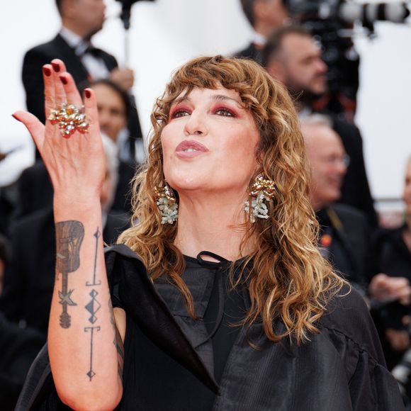 Une douleur toujours aussi vive...

Daphné Bürki - Montée des marches du film « Partir un jour » pour la cérémonie d’ouverture du 78ème Festival International du Film de Cannes, au Palais des Festivals à Cannes. © Jacovides-Moreau / Bestimage