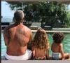 Mariée depuis 2015 à Patrick Antonelli, il a géré une auto-école à Neuilly-sur-Seine et s'est aussi marié avec l'artiste dans cette ville
Amel Bent en vacances avec sa famille (Juillet 2019).