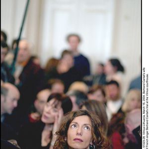 L'épouse de Bertrand Cantat, Kristina Rady, à l'ouverture du procès du chanteur français Bertrand Cantat au palais de justice de Vilnius. Mars 2004 © Mousse/Hounsfield/ABACA.