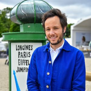 Le chanteur Vianney à la reconnaissance du prix Barnes lors de la 10ème édition du "Longines Paris Eiffel Jumping" à la Plaine de Jeux de Bagatelle à Paris, France, le 22 juin 2024. © Perusseau-Veeren/Bestimage