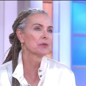 Extrait de "C à Vous" le 7 octobre 2025