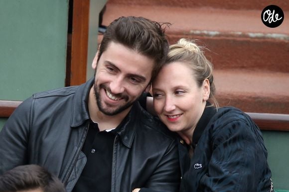 Entrepreneur depuis 2016, Thomas Sabatier est le fondateur de The Chatbot Factory, devenue Tolk en 2021.

Audrey Lamy et son compagnon Thomas Sabatier aux Internationaux de France de tennis de Roland Garros à Paris le 1er juin 2014.

© DOMINIQUE JACOVIDES / BESTIMAGE