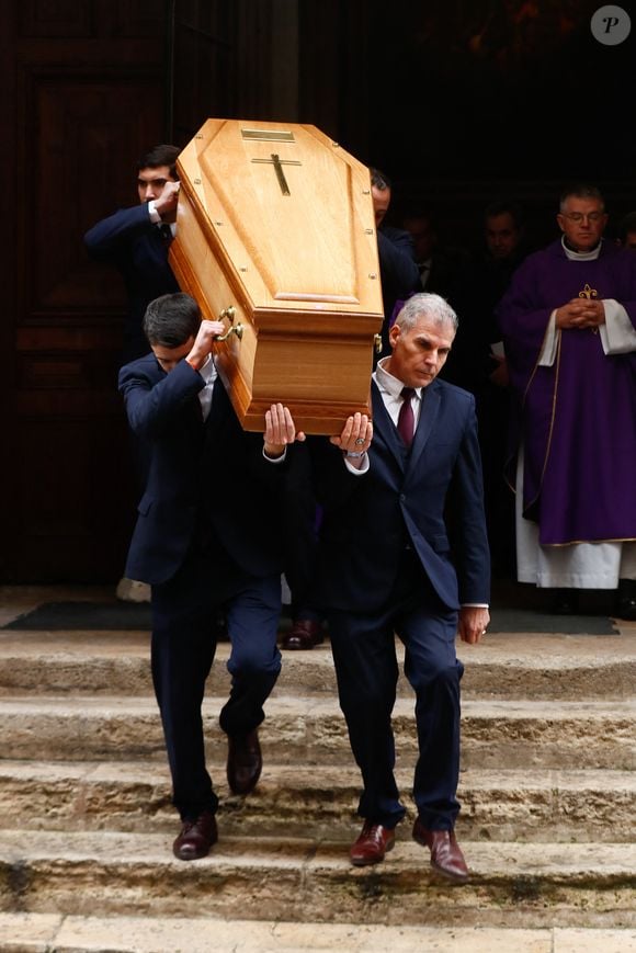 Exclusif - Obsèques d'Alain Pompidou en l'église Saint-Louis-en-l'Île à Paris, le 18 décembre 2024. 
© Christophe Clovis / Bestimage