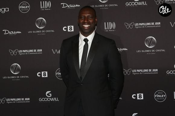 Omar Sy au photocall de la 11ème cérémonie des Globes de Cristal au Lido à Paris le 30 janvier 2017. © CVS / Bestimage