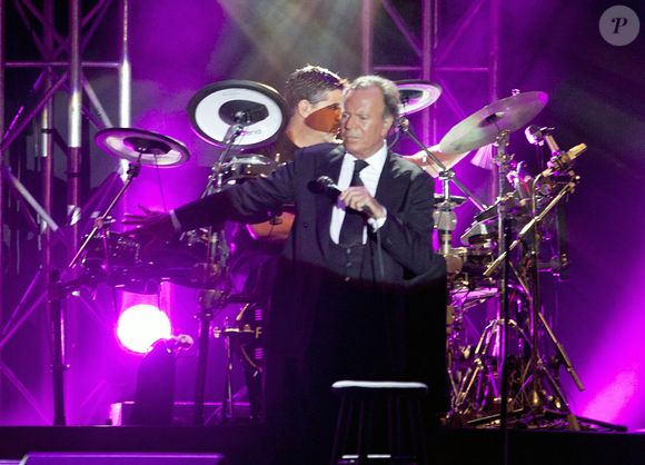 Les plaignantes vont "continuer à se battre"

Julio Iglesias en concert à Alicante en Espagne le 5 août 2014. GTRES / BESTIMAGE
