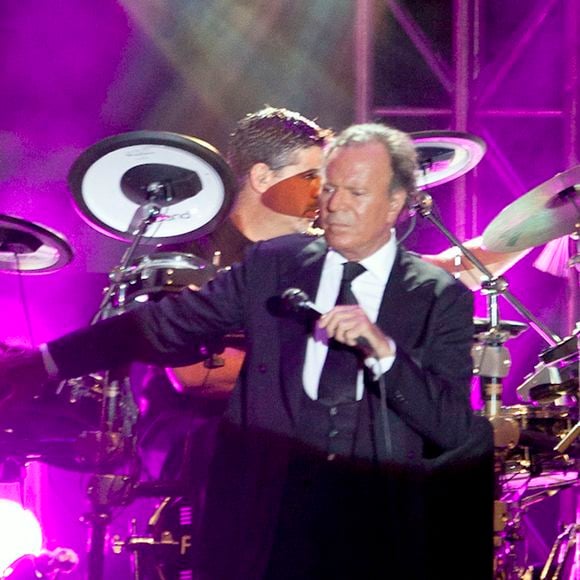 Les plaignantes vont "continuer à se battre"

Julio Iglesias en concert à Alicante en Espagne le 5 août 2014. GTRES / BESTIMAGE