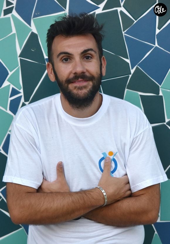 Un combat qu'il mène avec rigueur visiblement. Dans un récente publication sur les réseaux sociaux, l'acteur se dévoile particulièrement en forme et affiné.

Exclusif - No Web No Blog - Laurent Ournac participe à la journée de la Ligue Contre l'Obésité à l'Odysseum de Montpellier. Le 11 septembre 2016
© Giancarlo Gorassini / Bestimage