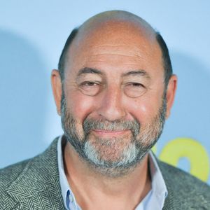 Kad Merad lors de la première du film « Cent Millions » à Paris, en France, le 17 mars 2025. Photo : Aurore Marechal/ABACAPRESS.COM