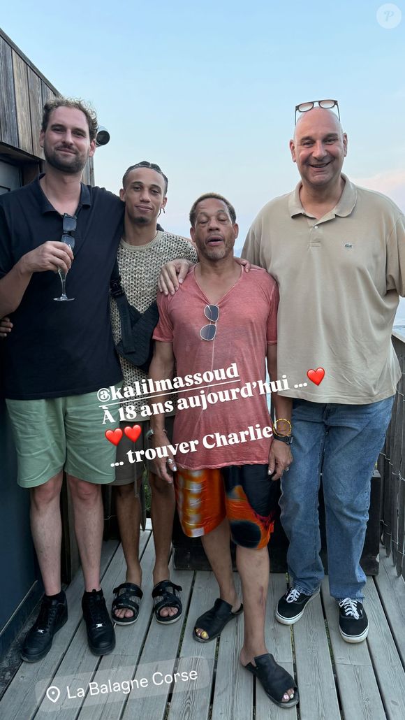 JoeyStarr a partagé sur Instagram une photo sur laquelle il pose avec lui

JoeyStarr pose avec son fils Khalil pour ses 18 ans le 15 août 2025.