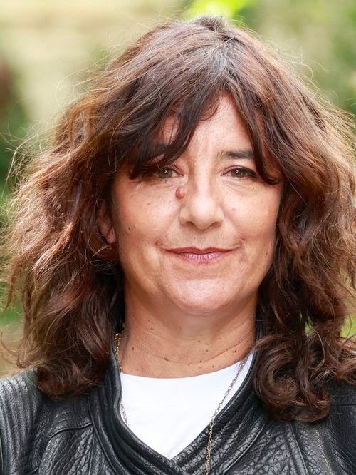 “Les choses peuvent se défaire” : Romane Bohringer marquée à jamais par son enfance “pas stable” avec son père Richard