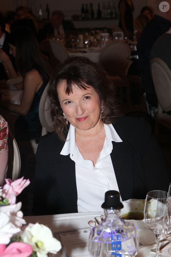 Anne Roumanoff à la 48ème édition de la soirée de gala "The Best Awards" à l'hôtel George V Four Seasons à Paris le 26 janvier 2026.

© Philippe Baldini / Bestimage