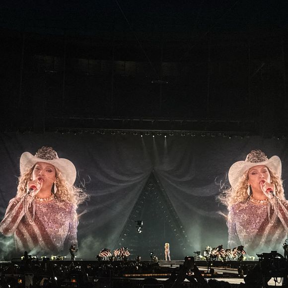 Beyoncé a pour habitude de donner des show grandioses et de remplir des stades.

Beyonce se produit lors du dernier concert de sa tournée Cowboy Carter Tour au Tottenham Hotspur Stadium à Londres, Royaume-Uni, le 16 juin 2025. Photo by Splash News/ABACAPRESS.COM