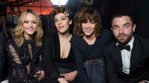 Vanessa Paradis : Sa petite sœur Alysson en contact avec leur papa qui n'est plus de ce monde, elle raconte comment cela se produit dans son quotidien