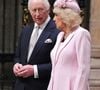 En effet, son nouveau bolide qui est un SUV électrique Lotus Eletre coûte 160 000 livres sterling soit environ 190 000 euros.
Le roi Charles III d'Angleterre et Camilla Parker Bowles, reine consort d'Angleterre - La famille royale d'Angleterre célèbre le 76ème Commonwealth Day à l'abbaye de Westminster à Londres le 10 mars 2025. (Julien Burton / Bestimage).
