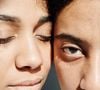 Bien que souvent confondus, les états de peau sèche et de peau déshydratée diffèrent fondamentalement dans leurs causes.