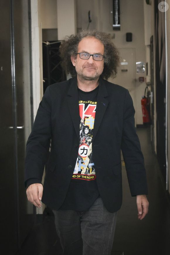 Un endroit où il a remarqué le développement d'un phénomène chez les jeunes, lié à la surconsommation de boissons aux nombreux méfaits.

Exclusif - Laurent Karila pose en marge de sa venue à Face à Hanouna, à Paris, France, le 04 avril 2024. © Jack Tribeca / Bestimage