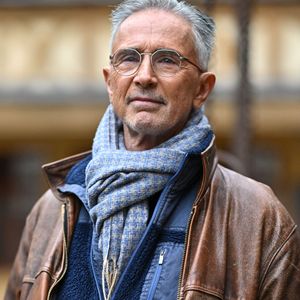 Thierry Lhermitte lors de la 163e vente aux enchères des Hospices de Beaune, à Beaune, en France, le 19 novembre 2023. Photo de Julien Reynaud/APS-Medias/ABACAPRESS.COM