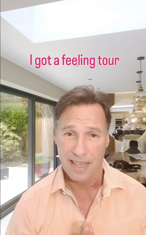 Il y a quelques semaines, Nathan avait déjà dû s'absenter du "I Gotta Feeling Tour" suite à des problèmes de santé. 
Nathan Moore chez lui s'adresse à ses fans. Photo tirée d'Instagram.