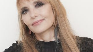 Jeanne Mas, 68 ans : "Je suis vegan, j’ai supprimé les œufs, le miel et le lait"