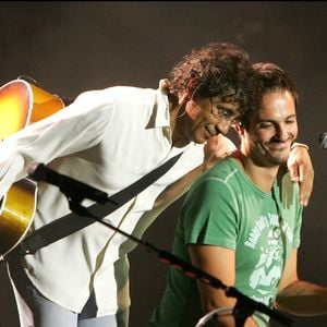 Laurent Voulzy au Festival de Ramatuelle en 2004. © DOMINIQUE JACOVIDES / BESTIMAGE