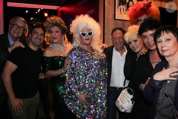 Exclusif - Olivier Lejeune, Alex Goude, Jean-Luc Romero-Michel, Nicolas Waldorf, guest lors de la soirée de présentation de la nouvelle revue au Artishow Cabaret à Paris le 2 juin 2025. Le cabaret fête aussi son 250 000 ème spectateur.

© Philippe Baldini / Bestimage