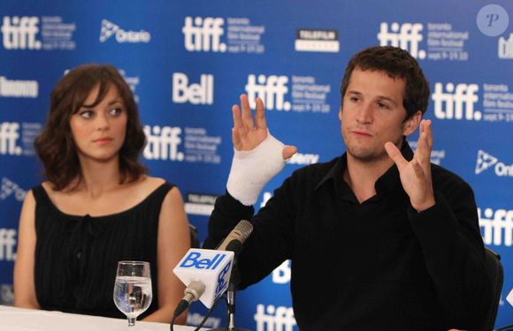 Conférence de presse du film "Little White Lies" - 12 septembre 2010. Guillaume Canet et Marion Cotillard à la conférence de presse du TIFF pour "Little White Lies" à Toronto.
Crédit : GoffPhotos.com Réf. : KGC-146