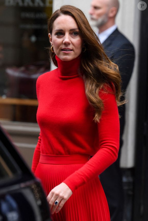 Catherine, la duchesse de Cambridge, quitte la salle après avoir prononcé son discours lors d'un événement organisé par le Forward Trust pour lancer la campagne "Taking Action On Addiction" de l'organisation caritative. Londres, Royaume-Uni, 19 octobre 2021. Photo by Splash News/ABACAPRESS.COM