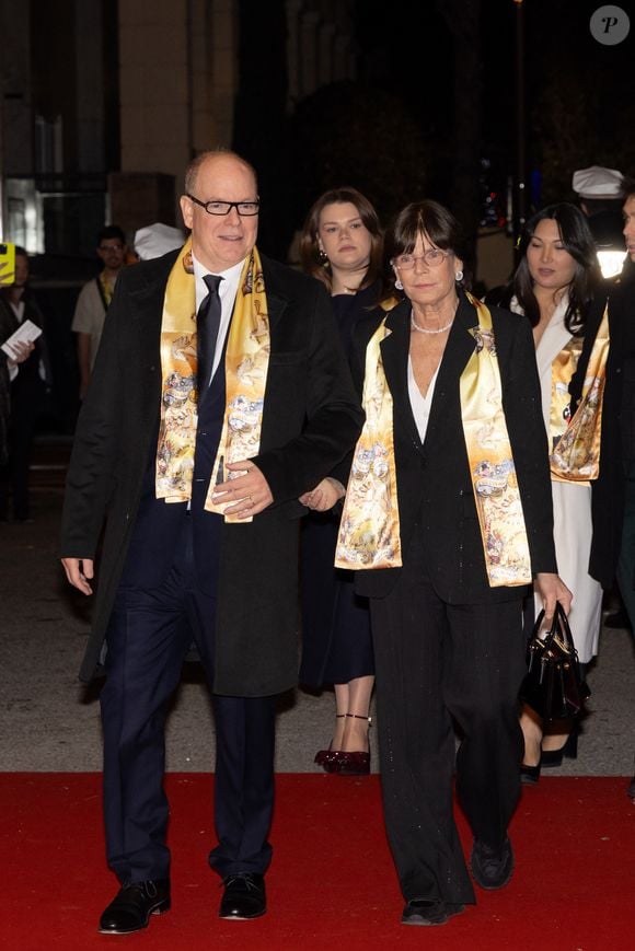 L'événement qui s'organise tous les ans s'est orchestré sous le chapiteau de Fontvieille à Monaco.

Le prince Albert II de Monaco, la princesse Stéphanie de Monaco - Soirée de clôture du 47ème Festival International du Cirque de Monte-Carlo sous le chapiteau de Fontvieille à Monaco, le 21 janvier 2025. © Olivier Huitel / Pool Monaco / Bestimage
