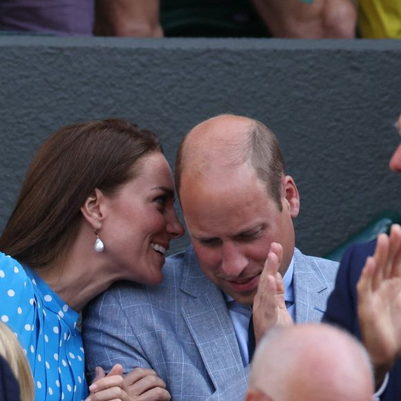 Le prince William et Catherine (Kate) Middleton dans les tribunes du tournoi de Wimbledon le 5 juillet 2022.
©Mirrorpix / Bestimage