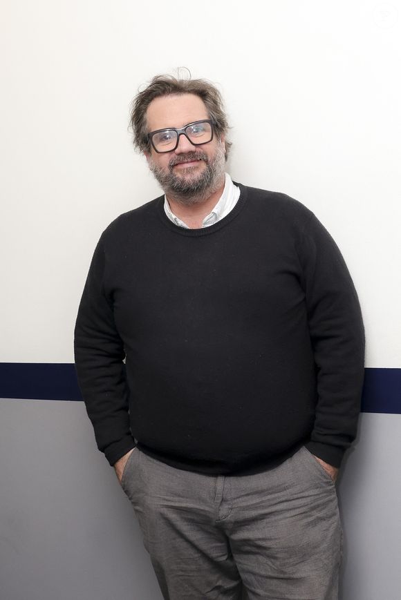Exclusif - Chicandier, en backstage de l'enregistrement de l'émission On Connait La Chanson Années 90, présentée par L.Boccolini et diffusée le 19 mai 2026 sur W9, à Paris, France, le 8 avril 2026. © Jack Tribeca/Bestimage
