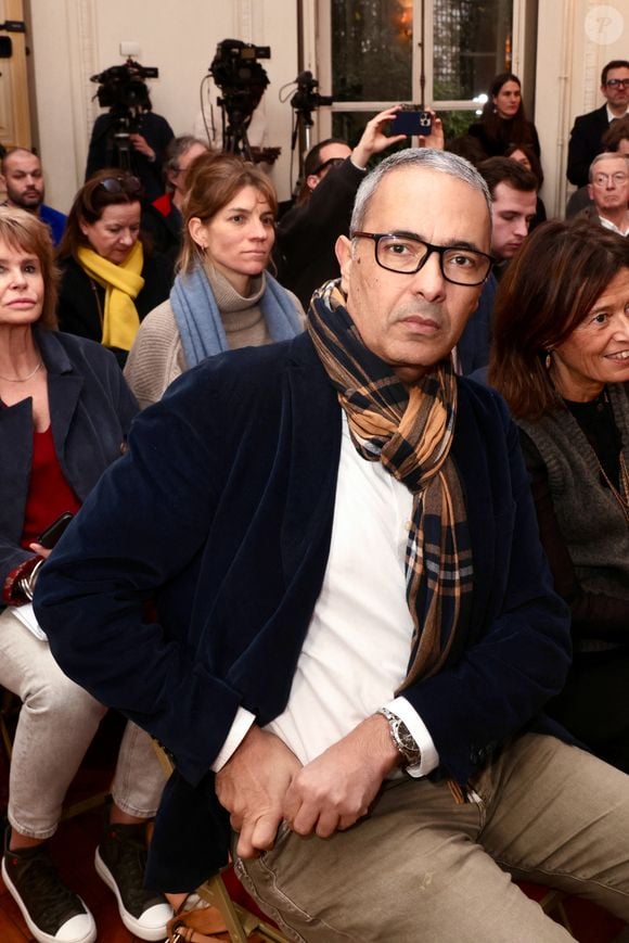 La plaignante a lié “une amitié bien au-delà des murs de son cabinet”

Kamel Daoud - Conférence de presse chez Gallimard à Paris, en soutien à l'écrivain Boualem Sansal, placé sous mandat de dépôt pour "atteintes à la sûreté de l'État" en Algérie. La justice algérienne a rejeté ce mercredi 11 décembre la demande de remise en liberté de l’écrivain. Le 11 décembre 2024
© Jack Tribeca / Bestimage