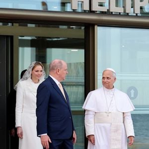 Départ du pape Léon XIV de l'héliport de Monaco en présence du prince Albert II et de la prince Charlène - Visite historique en principauté du pape Léon XIV - Monaco le 28 mars 2026.
© Dominique Jacovides - Bruno Bebert / Bestimage