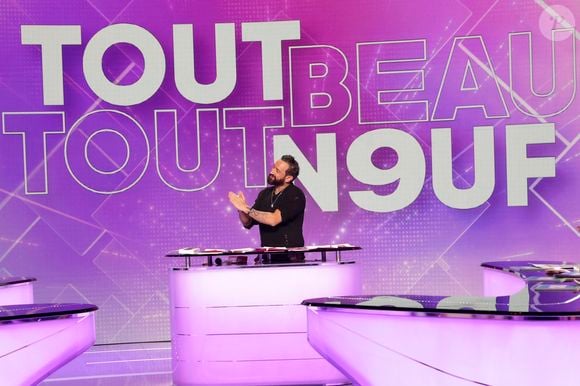 Exclusif - Cyril Hanouna, sur le plateau de TBT9 présenté par C.Hanouna, et diffusé en direct sur W9, Paris, France, le 07 janvier 2026. © Jack Tribeca / Bestimage