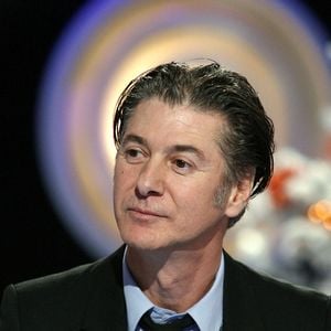 A 68 ans, Etienne Daho goûte le calme de son chalet montmartrois.


Etienne Daho dans une émission de télévision française, enregistrée à Saint-Denis, au nord de Paris, France Photo Greg Soussan/ABACAPRESS.COM
