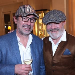 Paul Pairet et Philippe Etchebest assistent au "Gala d'hiver du Peninsula à Paris, le 28 novembre 2024 à Paris, France. Photo par Jerome Dominé/Abaca