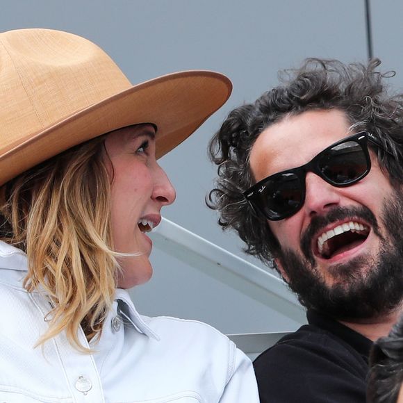 Daphné Bürki et son mari Gunther Love dans les tribunes des internationaux de France de tennis de Roland Garros à Paris, France, le 6 juin 2019. © Jacovides-Moreau/Bestimage