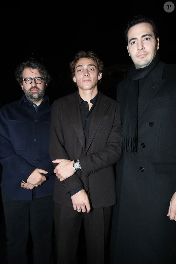 Nicolas Meyers Bettencourt, Armand "Mondo" Duplantis et Jean-Victor Meyers Bettencourt - Célébrités au Défilé « L’Oréal Paris – A Celebration of Women's Empowerment  », dans le cadre de la Fashion Week, Collections Prêt-à-porter Printemps / Eté 2026, de Paris, France, le 29 Septembre 2025. 

© Bertrand Rindoff / Bestimage