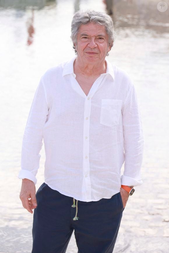 Lionnel Astier, La belle étincelle
La 25e édition du Festival de la fiction télé de La Rochelle, vendredi 15 septembre 2023. © Christophe Aubert via Bestimage