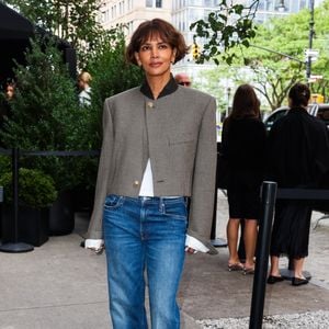 Halle Berry arrive au "Chanel Through The Lens Luncheon" à New York.
© Bestimage